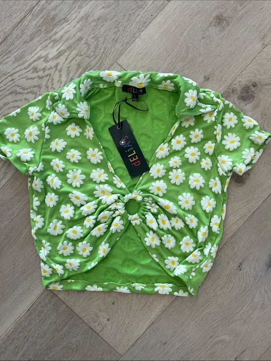 dELiA*s Tops - dELiA*s Lime Green Daisy Ring-Front Crop Top